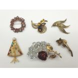 Selection of Seven Decorative Brooches.