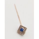 Antique Victorian stick pin with Sri Lanka sapphire centre and diamonds surrounds, set in 18k yellow