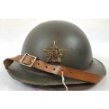 Private Purchase WW1 Officers Brodie Helmet. Badged to the Guards Machine Gun Regiment. Extremely