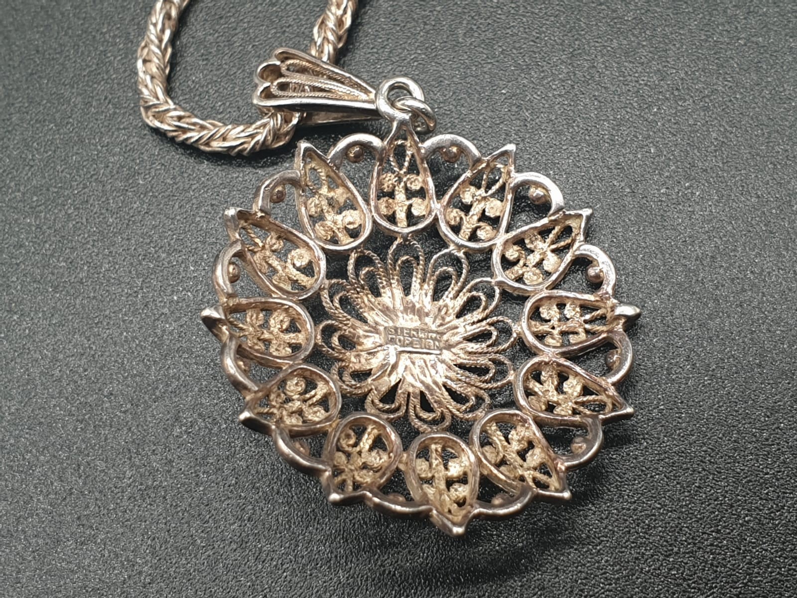 Vintage Silver Rope-Link Necklace with Flower Decorated Pendant. 36cm. 9.85g - Image 7 of 8