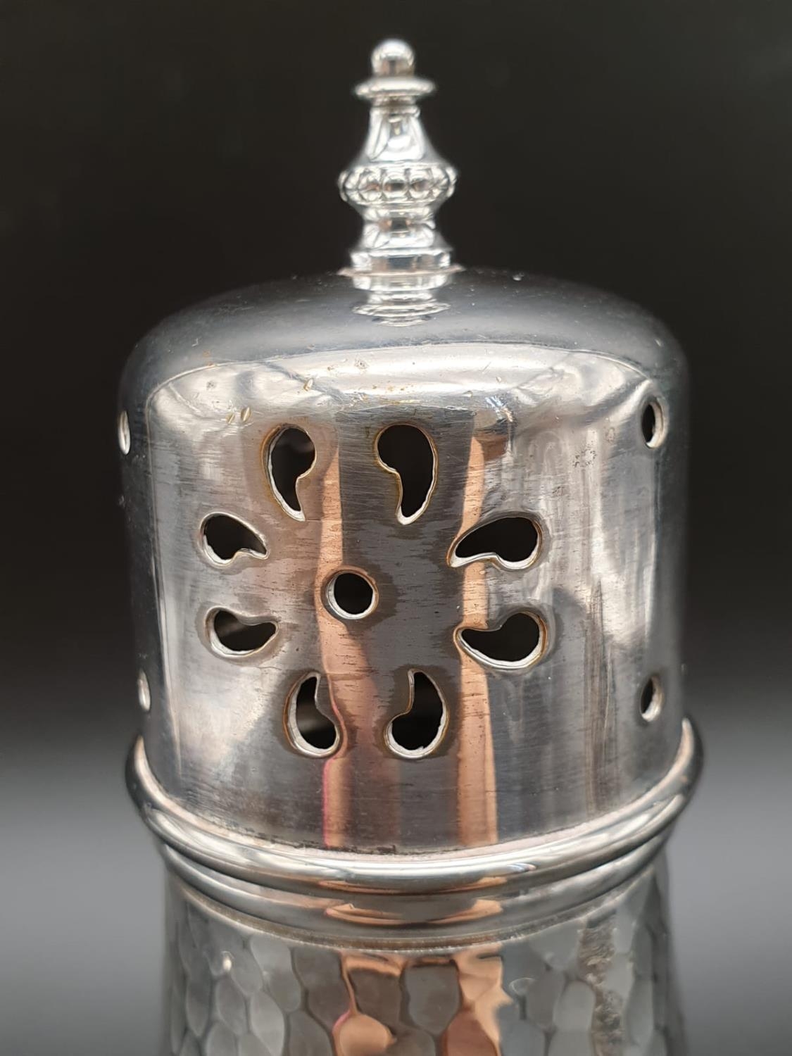 Silver Plate Sugar Shaker and Two Napkin Holders. 15cm - sugar shaker. - Image 3 of 9