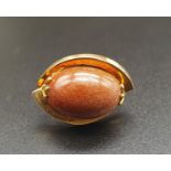 9K Yellow Gold - Goldstone Ring. Size S. 9.08g