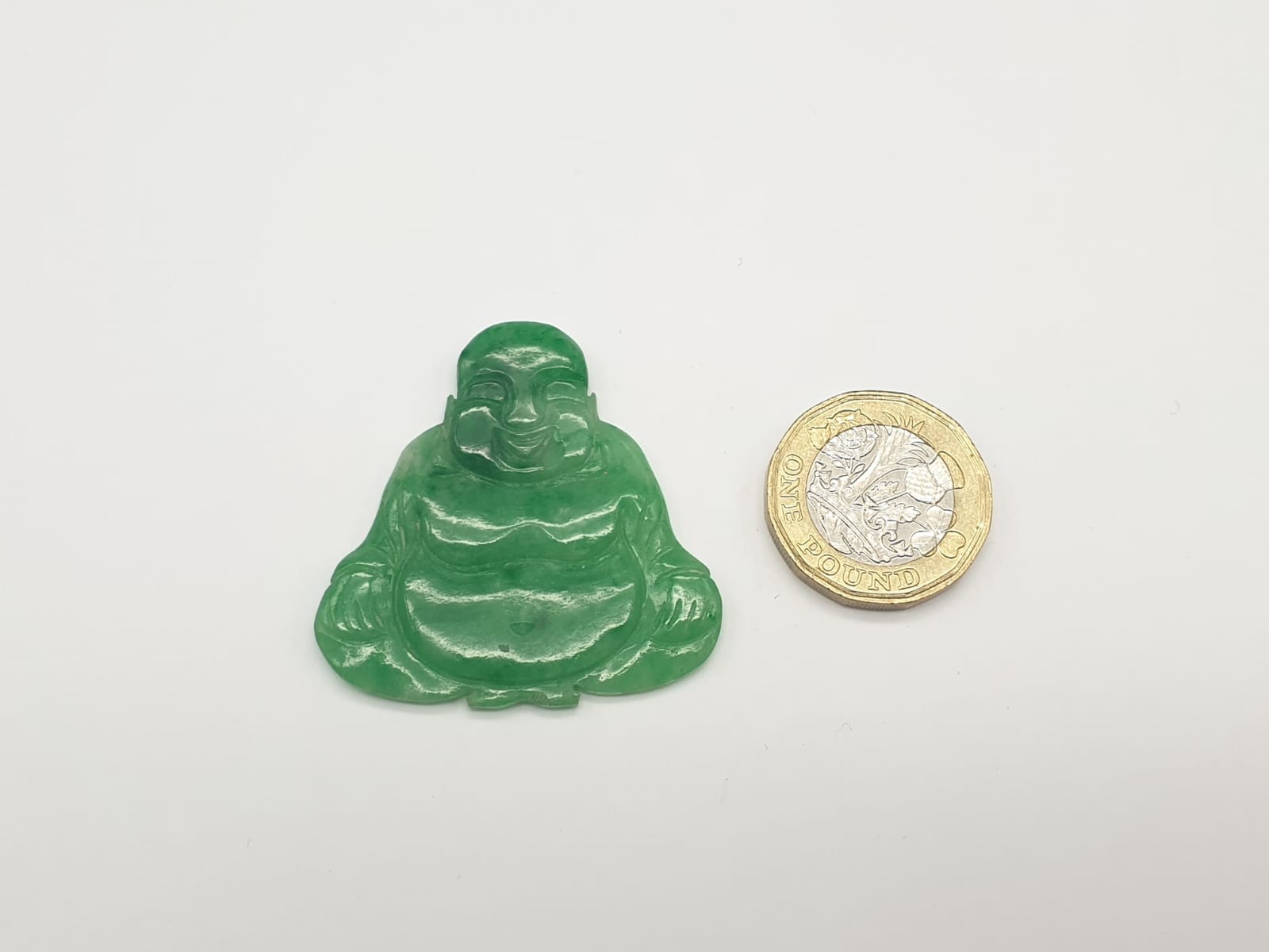 54 Carats (approx) Natural large Jade Buddha. 4 x4cm - Image 4 of 4