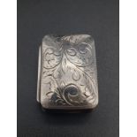 Decorated Silver Trinket Box. 35 x 25mm. 16.48g