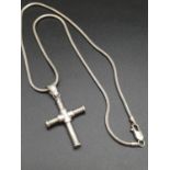 Silver Necklace with Cross Pendant. 44cm. 15.36g