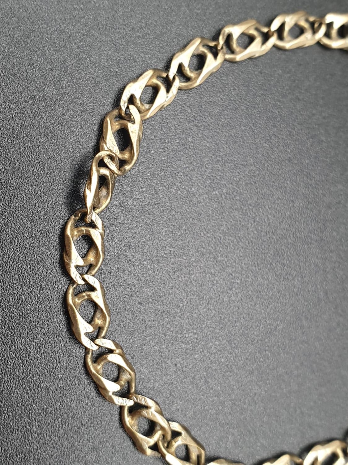 9K Yellow Gold Ladies Link Bracelet. 20cm. 5.7g - Image 2 of 4