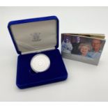 The Royal Mint 2007 Royal Diamond Wedding Celebratory Silver Coin. Comes in presentation box. 28.2g.