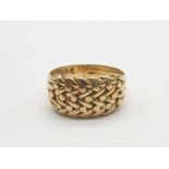 18K Yellow Gold Riso-Link Ring. Size N. 5.81g