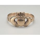 9k Yellow Gold Claddagh Ring. Size P. 2.6g