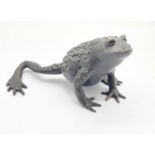BRONZE FROG SIGNED BY DIDO. 496gms 7cms tall