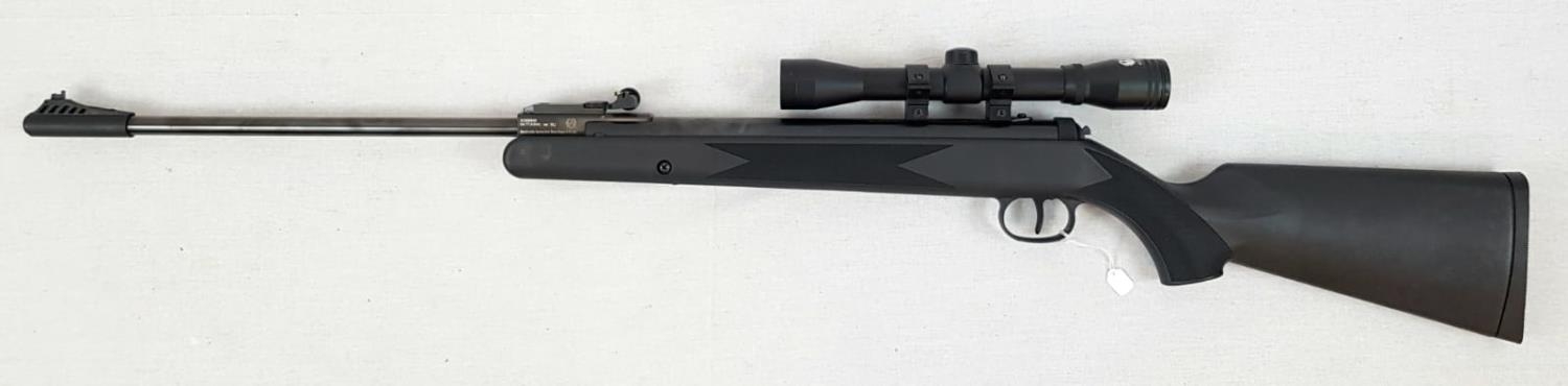 Excellent condition Ruger Black Hawk .177 Calibre Air Rifle Composite Nylon Stock with Ruger. 4 x 32 - Image 2 of 8