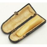 Vintage cigarette holder in original presentation box