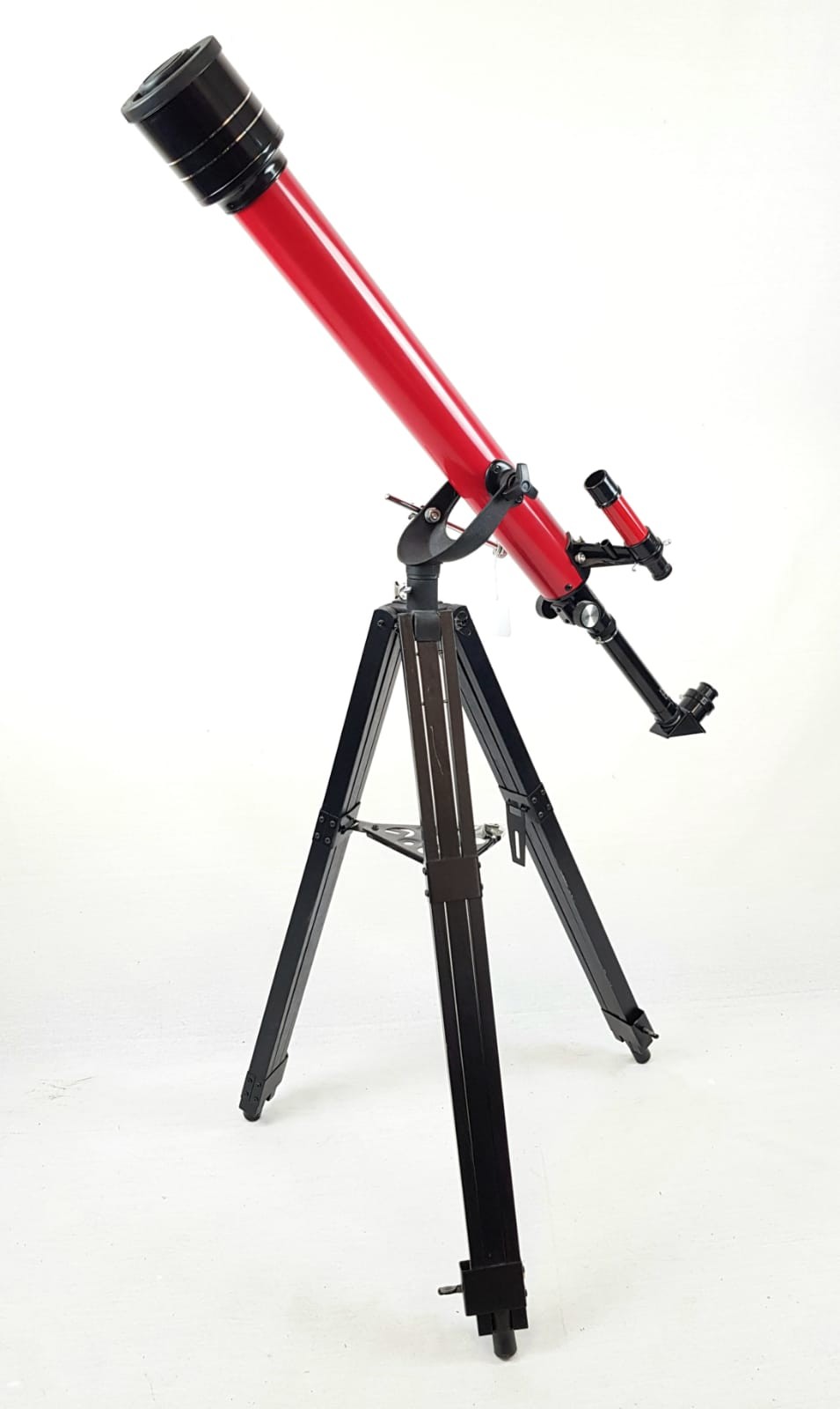 A TASCO 58T TELESCOPE ON TRIPOD AND HAVING AN ERECTING EYEPIECE