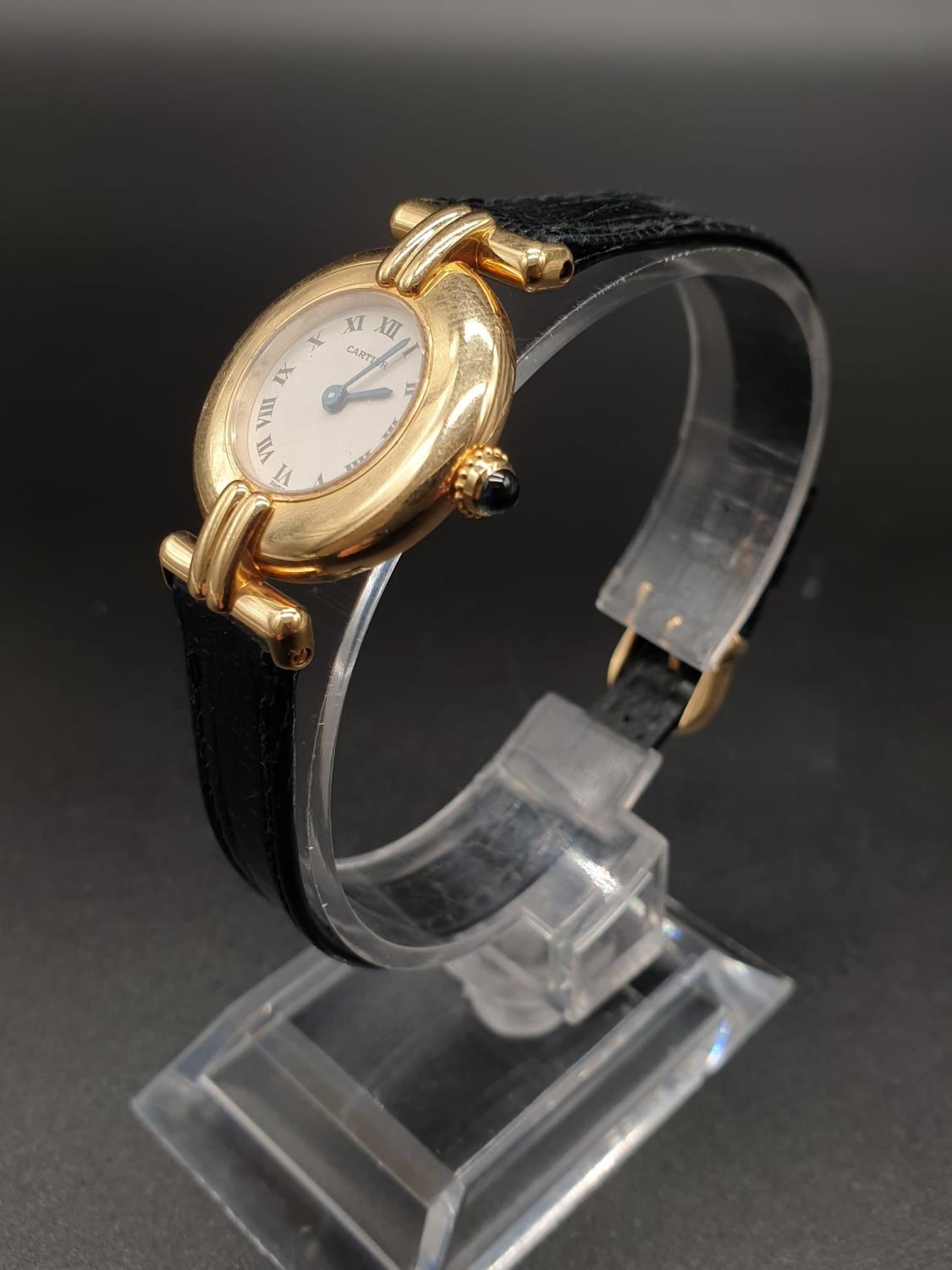 18k yellow gold Cartier quartz ladies watch, white round face and black leather strap - Image 2 of 8