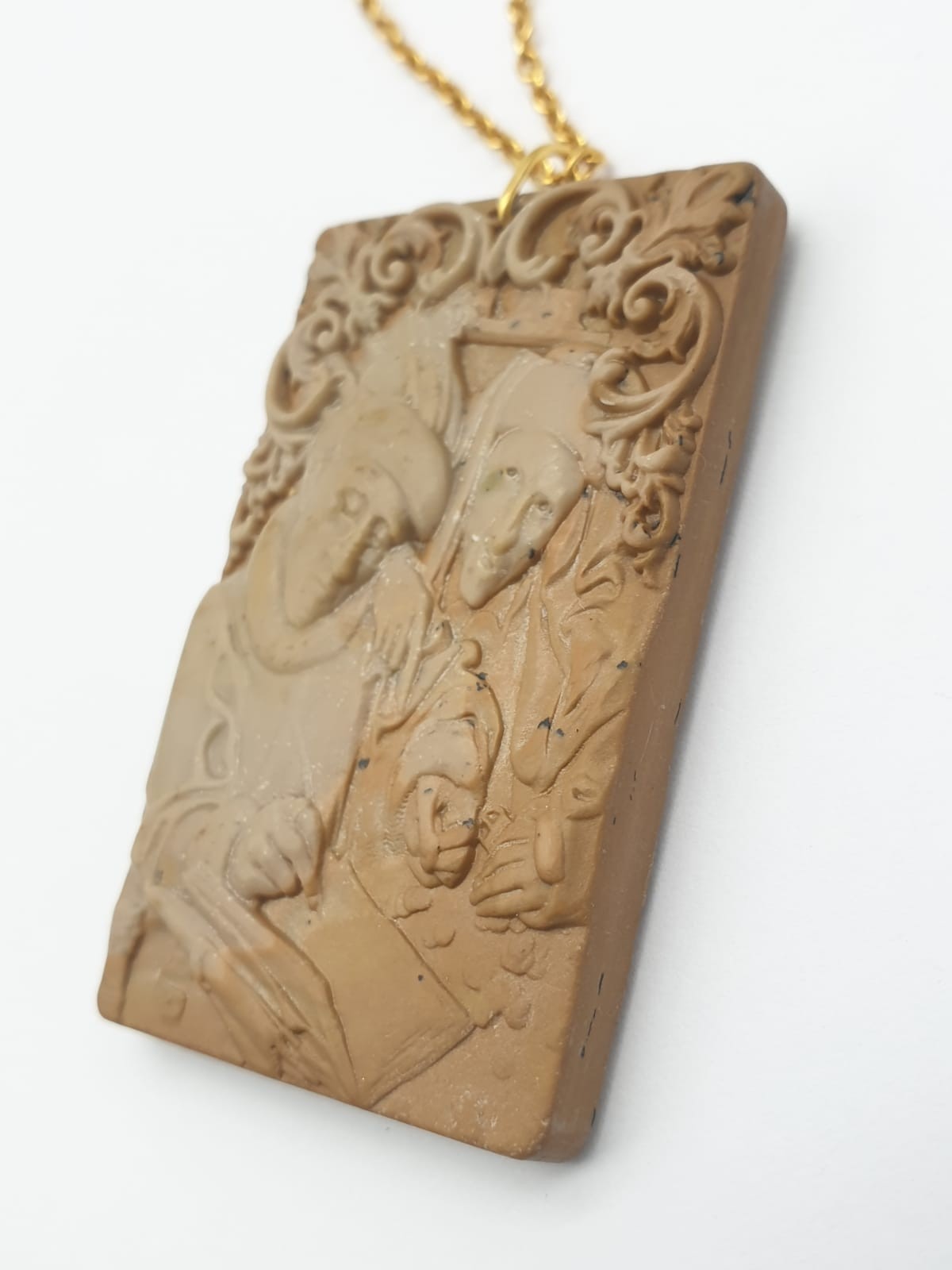 An antique, hand engraved in great detail jasper stone pendant depicting a pair counting money and - Image 4 of 5