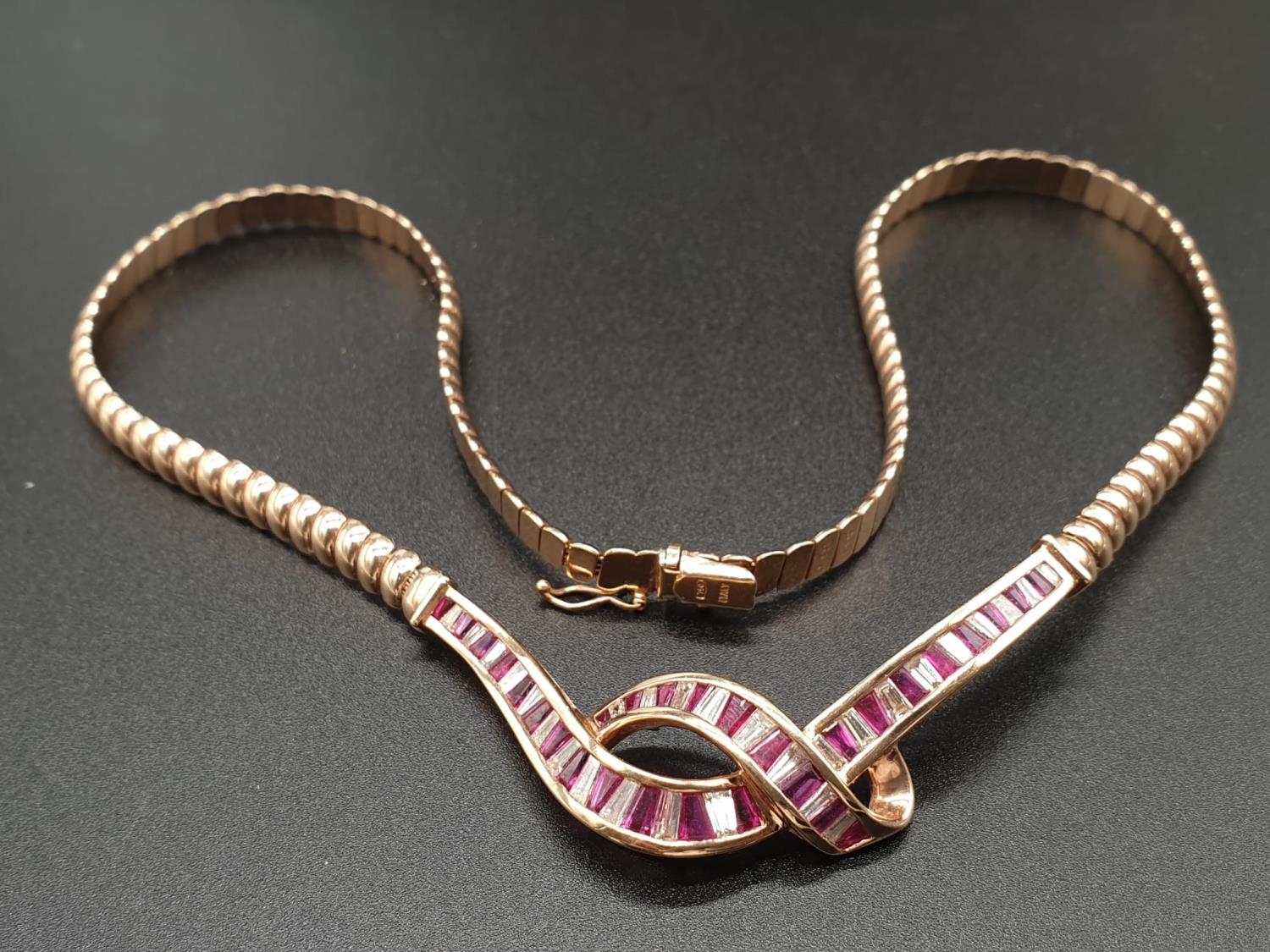 AN ITALIAN DESIGNED 18K ROSE GOLD NECKLACE WITH 3 CT OF DIAMONDS AND 3CT OF PINK RUBY IN A FORGET ME - Image 2 of 6