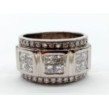 A gents 18K white gold diamond ring with over 4 carats of top quality diamonds. Total weight: 19.1