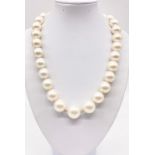 SOUTH SEA PEARL 14MM-18MM GRADUATED NECKLACE WITH 18K WHITE GOLD CLASP. LENGTH: 44CM.