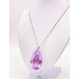 18K WHITE GOLD DIAMOND & LARGE AMETHYST PENDANT WITH CHAIN. TOTAL WEIGHT: 50.7G PENDANT 5CM.