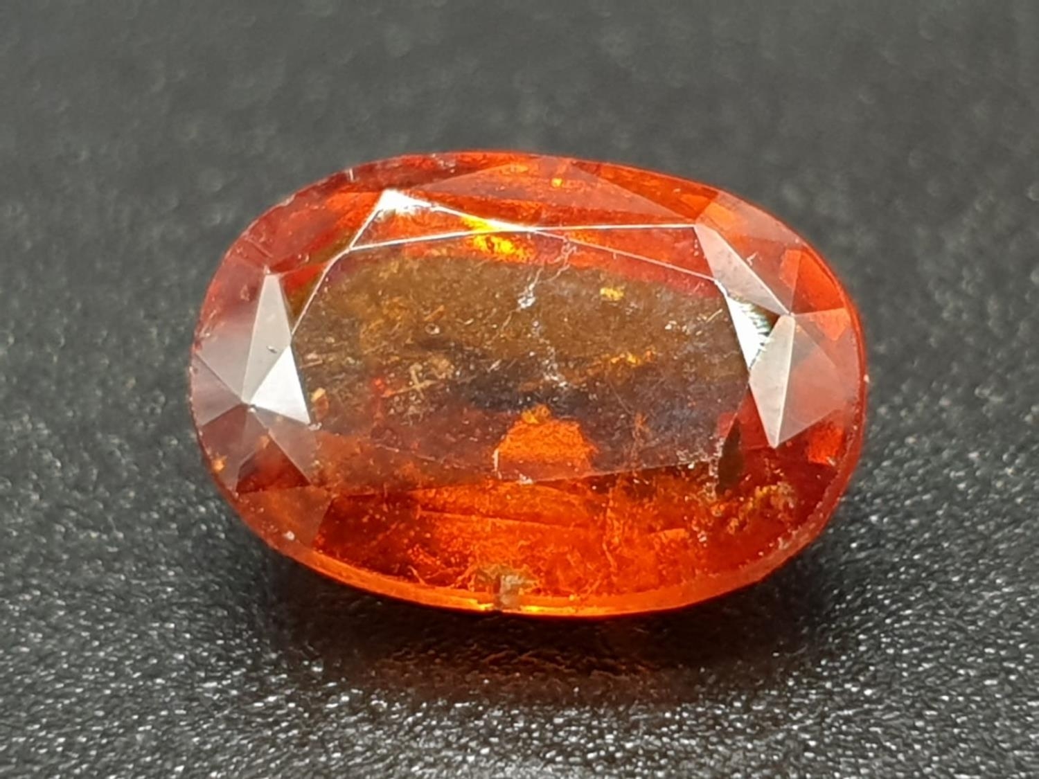 4.80cts of Oval Shaped Natural Hessonite Garnet. GLI Certified. - Image 3 of 8