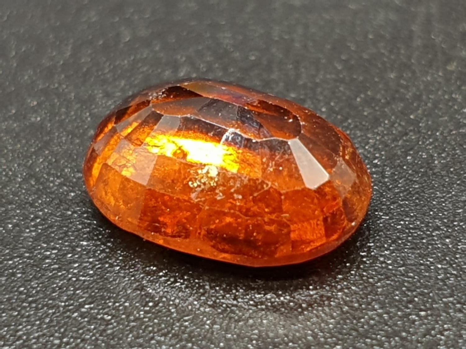 4.80cts of Oval Shaped Natural Hessonite Garnet. GLI Certified. - Image 6 of 8