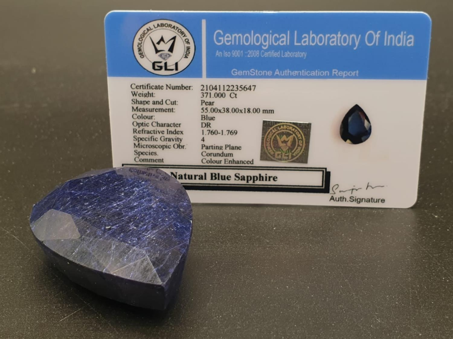 371cts of Pear Shaped Natural Blue Sapphire. GLI Certified. - Image 4 of 4