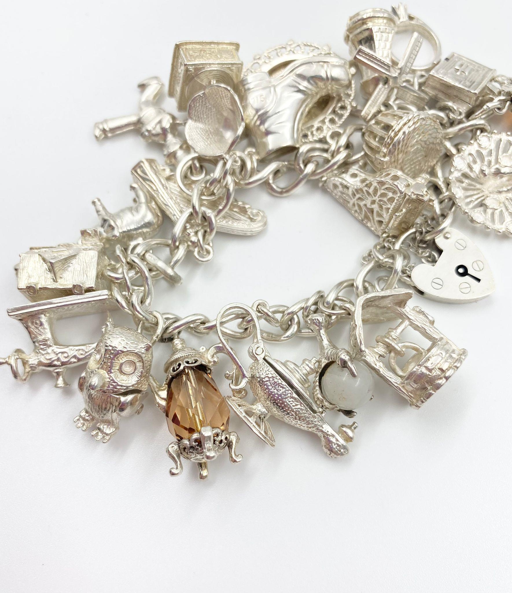 STERLING SILVER CHARM BRACELET WITH 20 CHARMS. 84.2G - Image 6 of 6