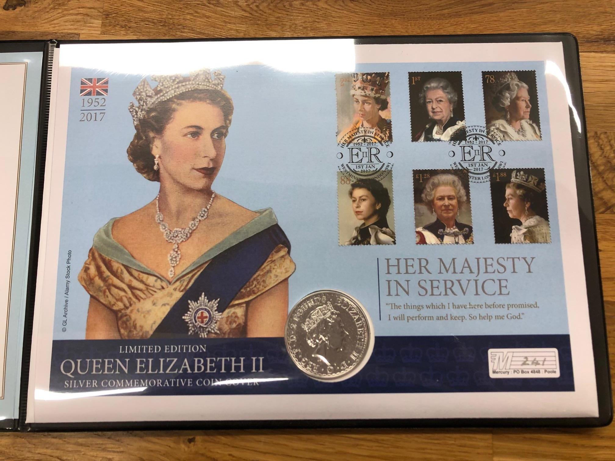 COIN COVERS 2017 Her Majesty in Service in folder.