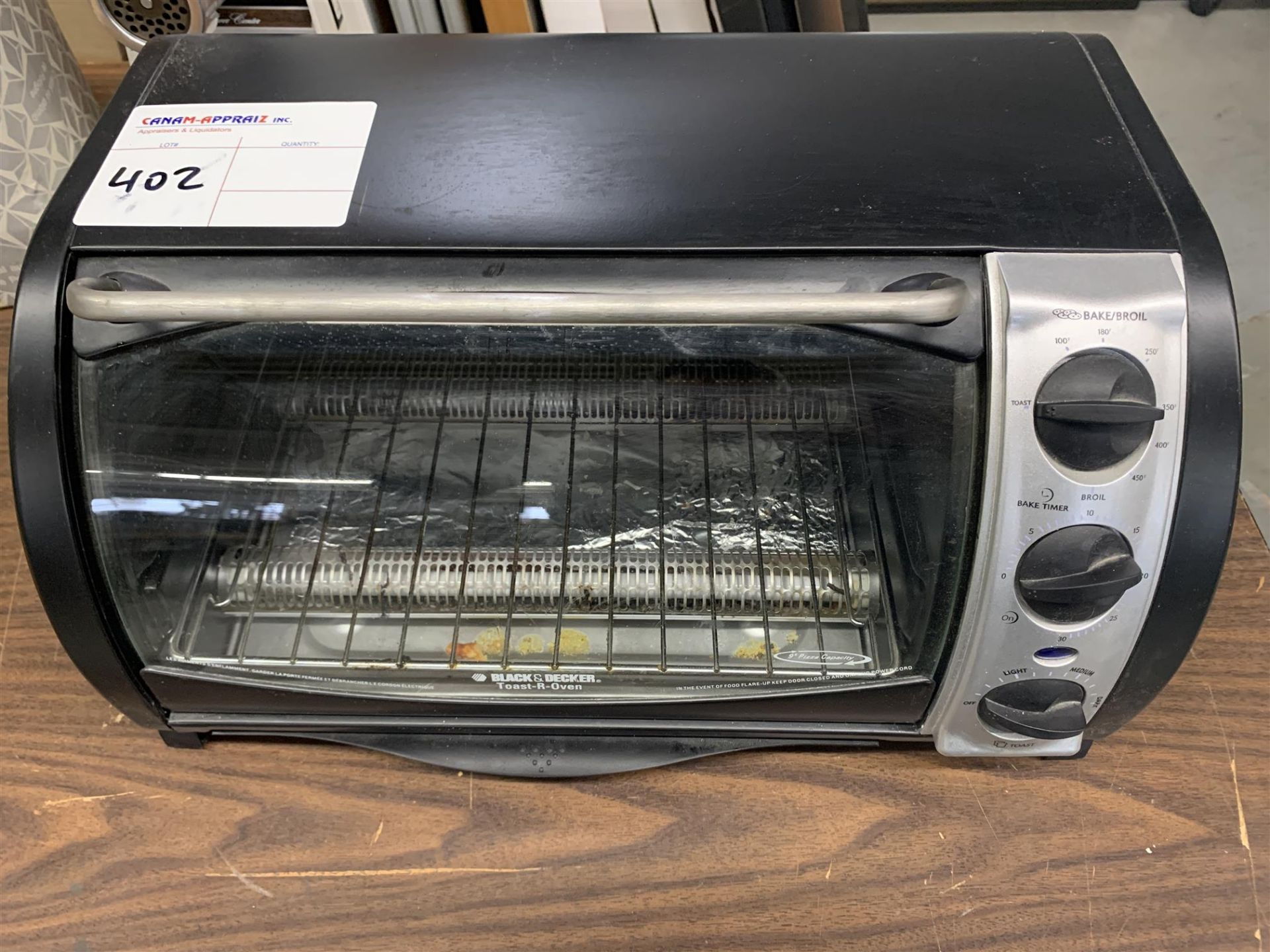 BLACK & DECKER - TOASTER OVEN