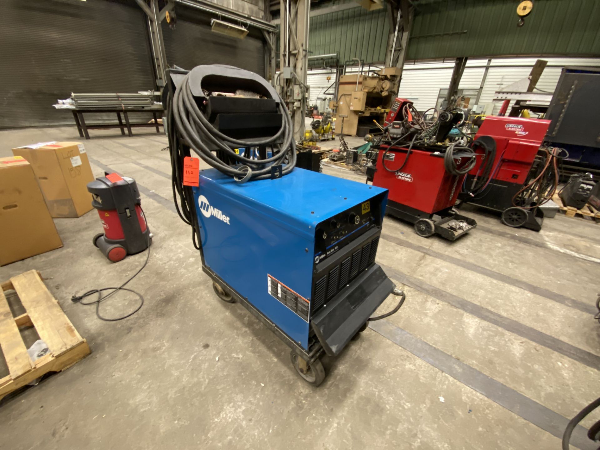 Miller Gold Star 652 CC DC arc welder SN n/a on rolling cart - Image 3 of 3