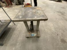 Wesco 500 lb. capacity rolling, die-lifting table