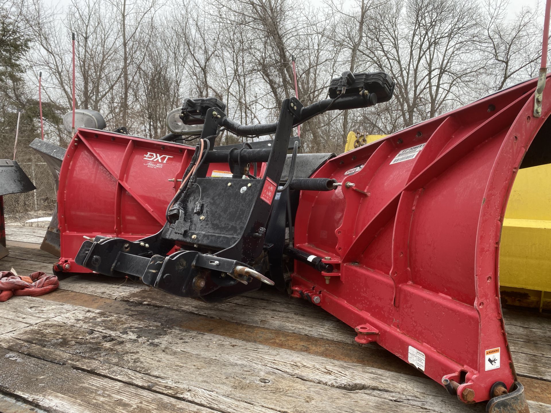 Boss Smart-Shield EXT quick connect 9' 2" V-plow