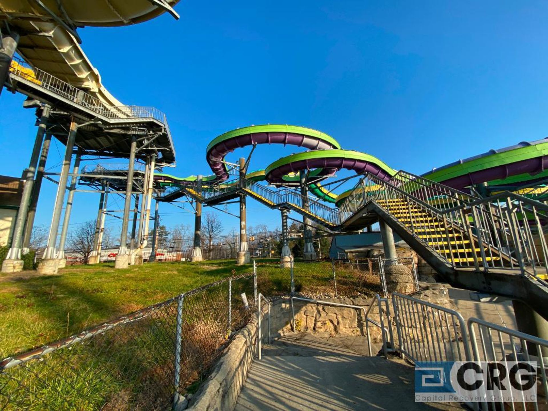 Viper bobsled style twisting tube water slide with all galvanized steel supports and substructure, - Image 4 of 4