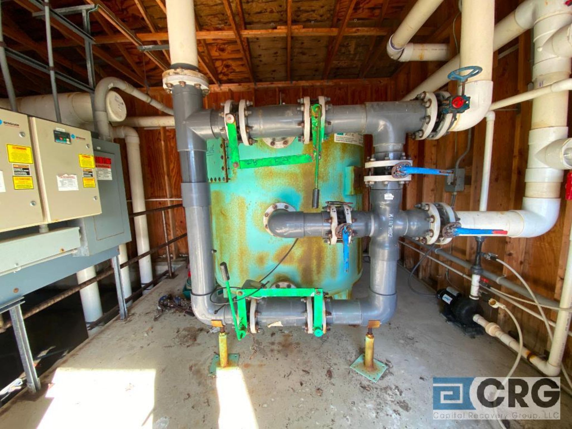 Water Park water filter building - Image 9 of 12