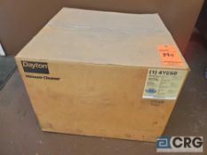 Dayton 4YE60 drum top wet/dry vacuum cleaner, (NEW IN BOX) (LOCATED INSIDE TOOL ROOM)