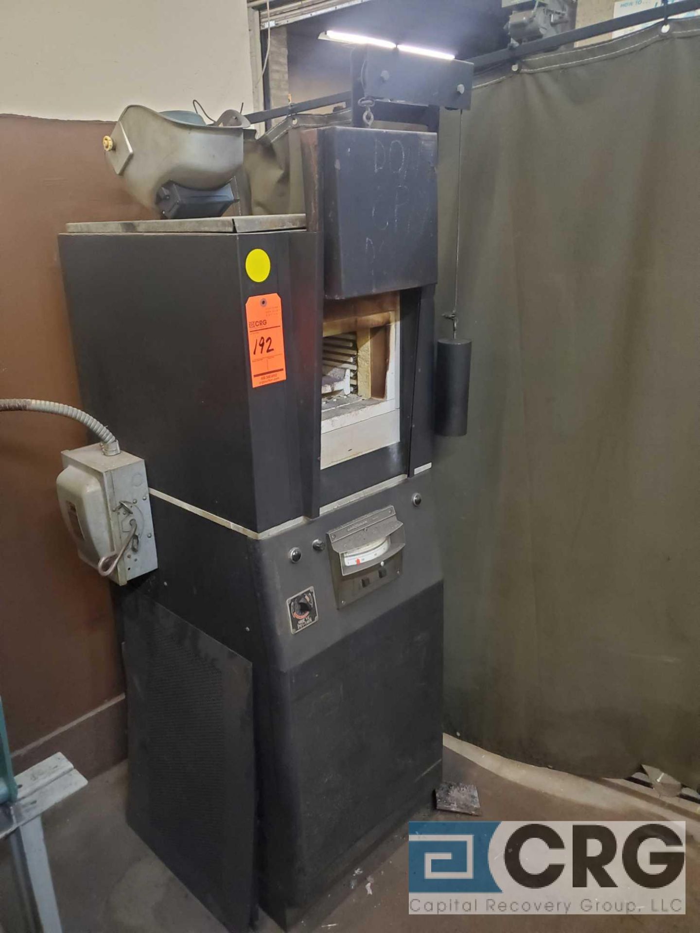 Grieve FMPC-8126 furnace, 8 X 6 X 12 inch capacity, 2000 degree max, 208 volt, 3 phase(LOCATED ON - Image 2 of 3