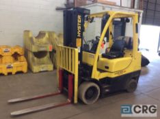 Hyster S60FT propane forklift, 6000 lb capacity, 181 inch lift height, 3 stage mast, side shift,