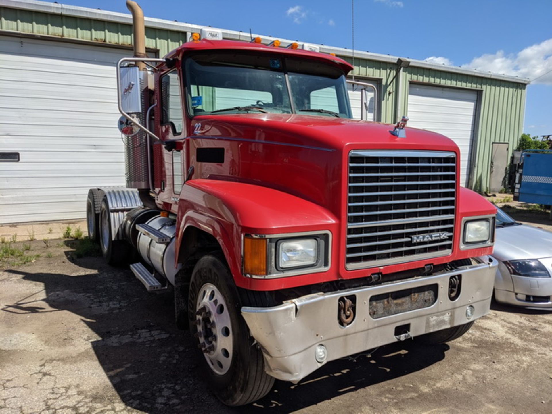 2010 Mack CHU613 tandem axle day cab, Mack M8 425E H.P. engine, Fuller 8LL manual transmission, - Image 2 of 19