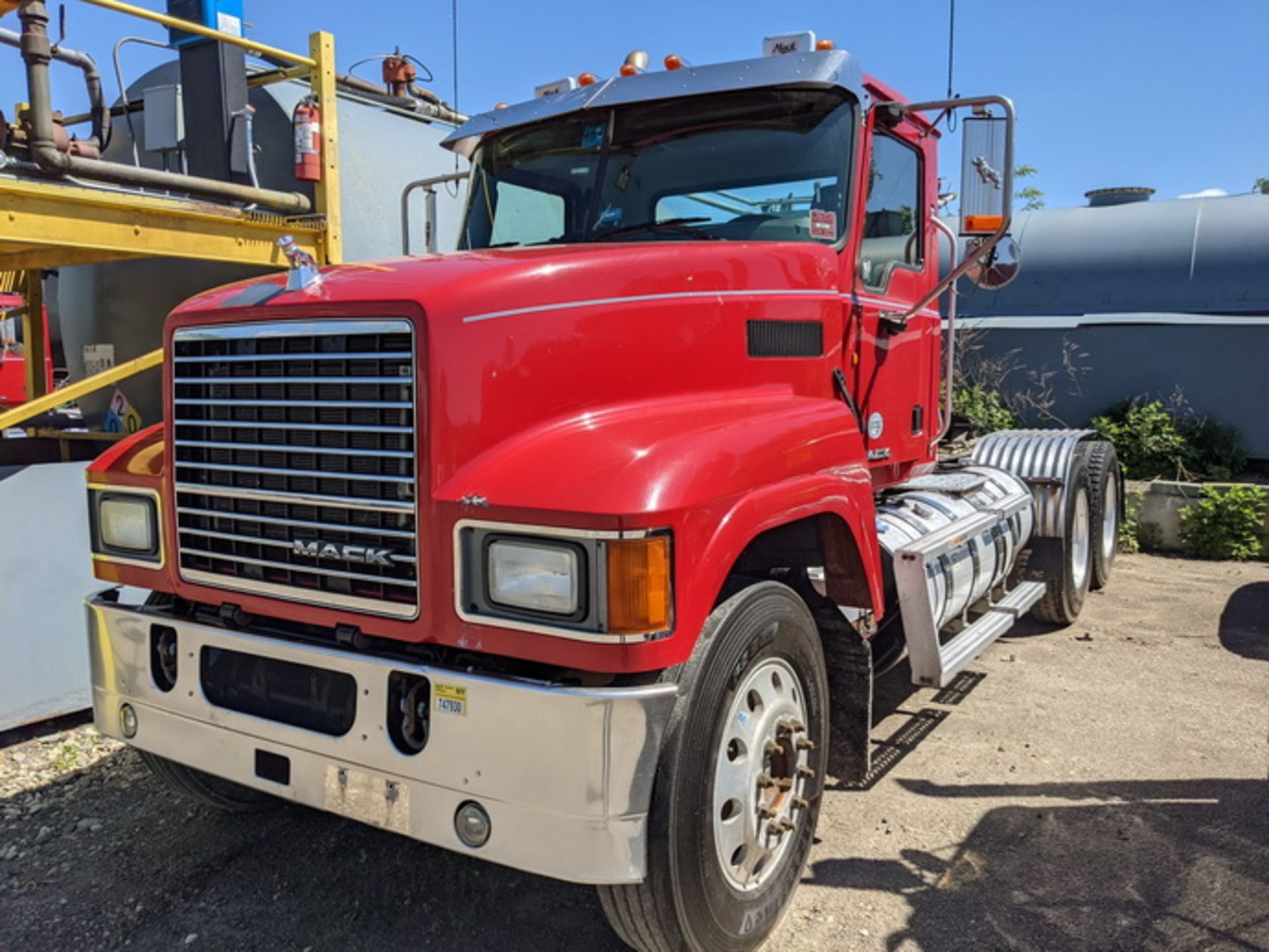 2014 Mack CHU613 tandem axle day cab, Mack MP8 505C H.P. engine, Fuller 10sp manual transmission, 12 - Image 2 of 21