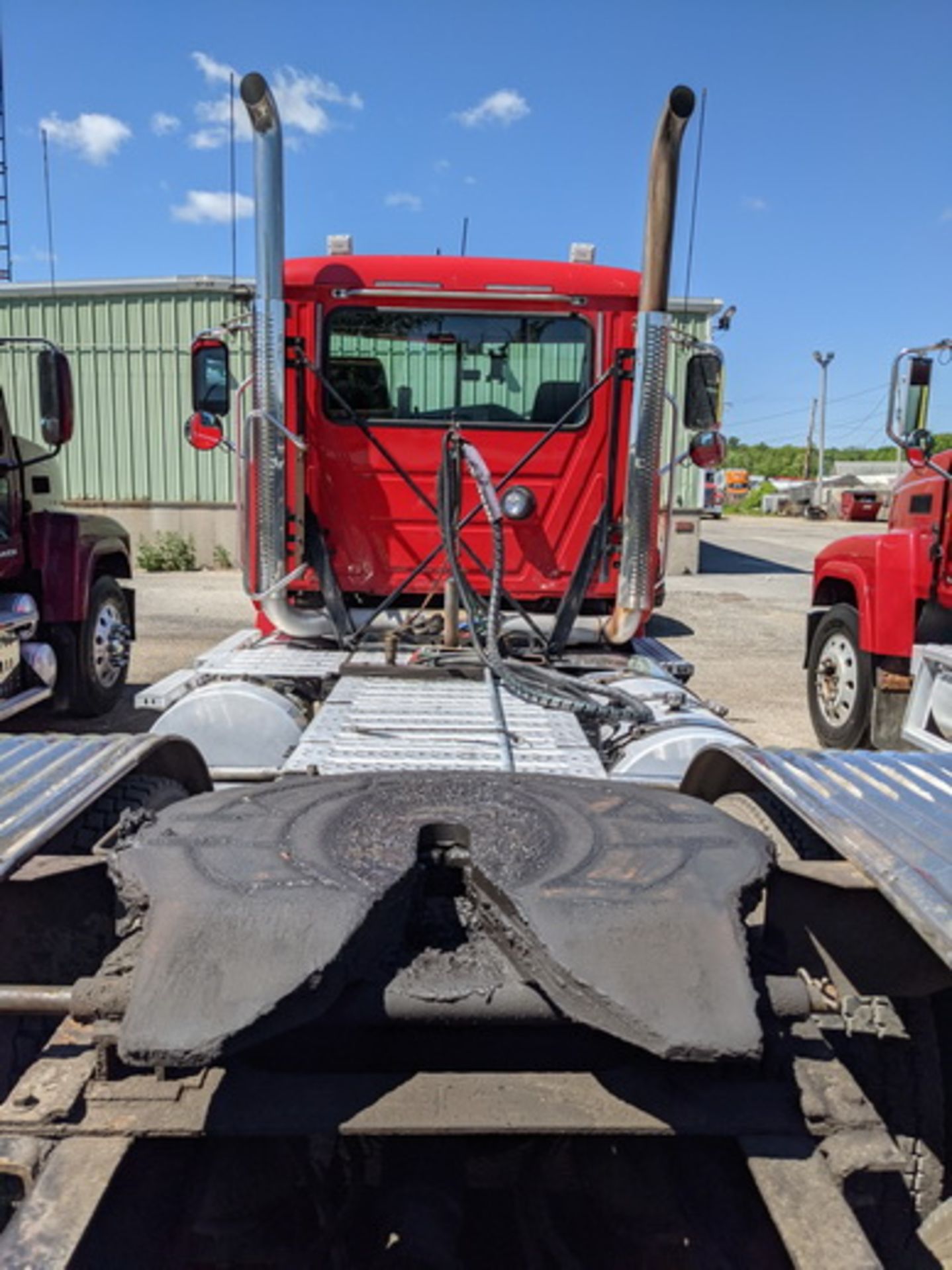 2015 Mack CHU613 tandem axle day cab, Mack MP8 505C H.P. engine, Fuller13sp manual transmission, 14k - Image 11 of 24