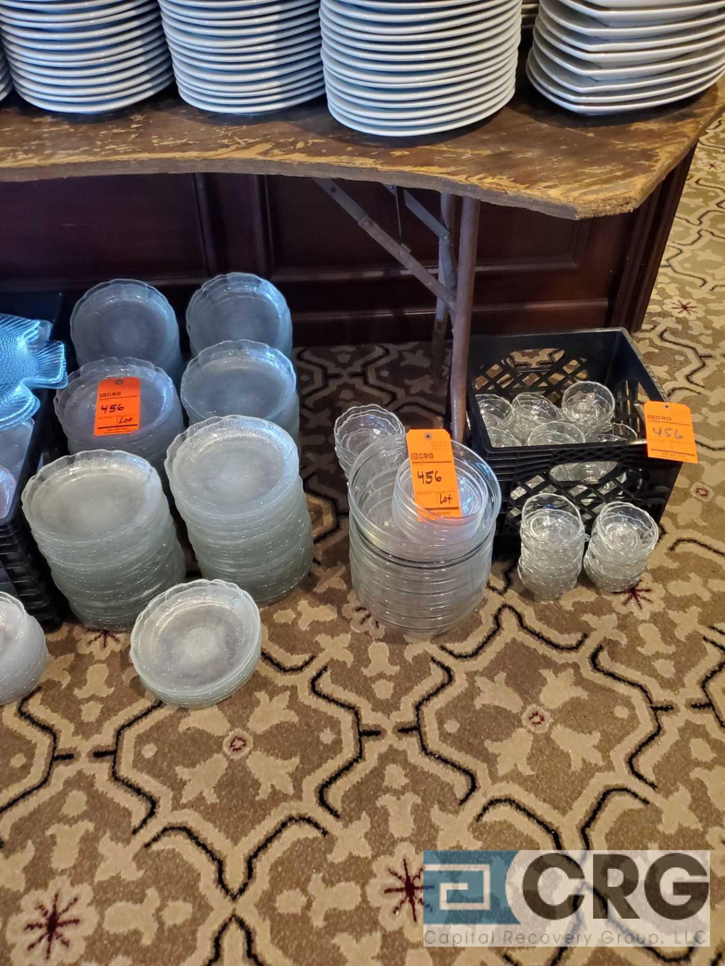 Lot of (571) glass salad bowls, salad plates, dessert plates, and serving trays, including (52) 8 - Image 4 of 4