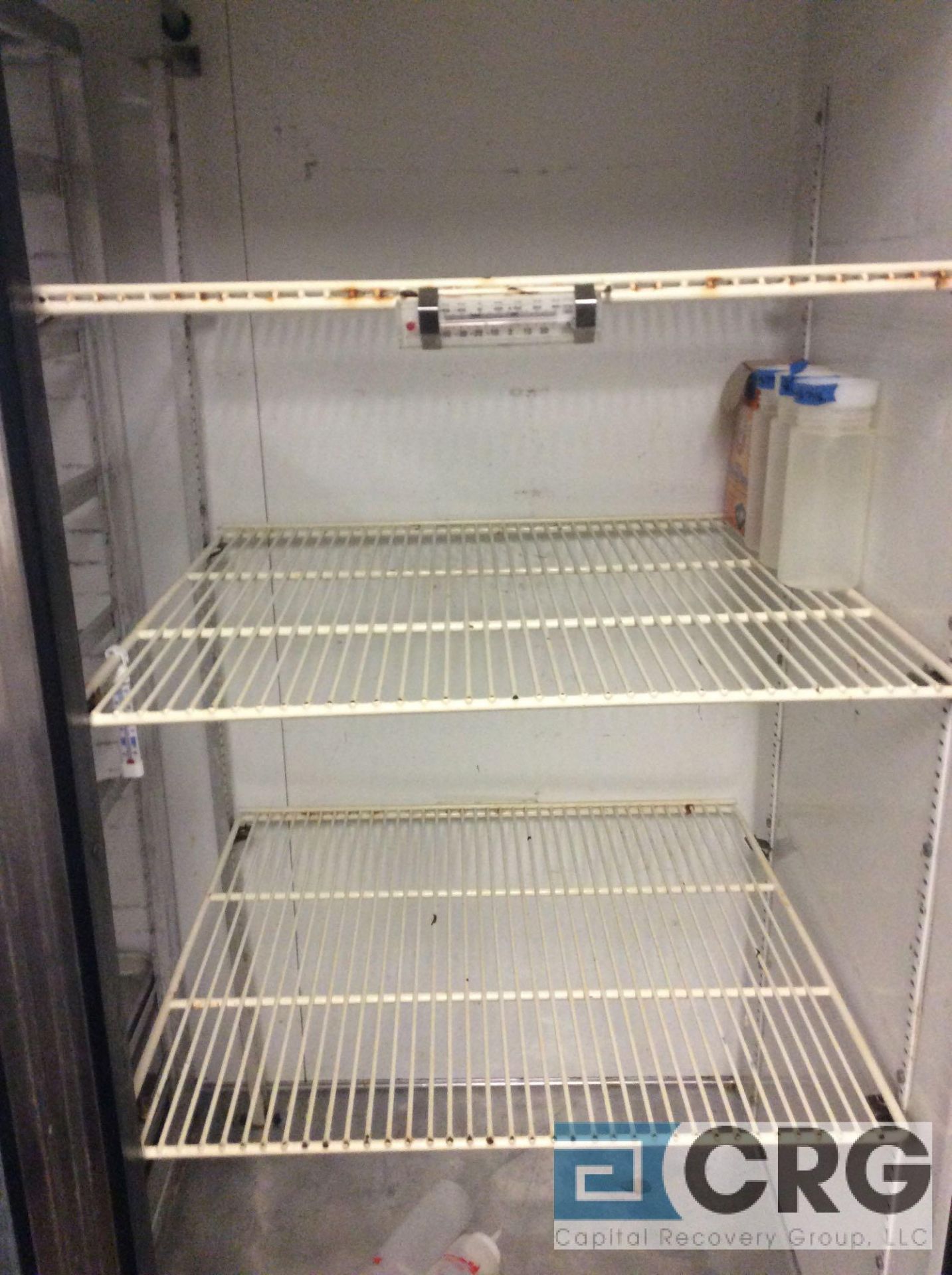 True T-49 2-door commercial refrigerator, self contained - Image 3 of 4