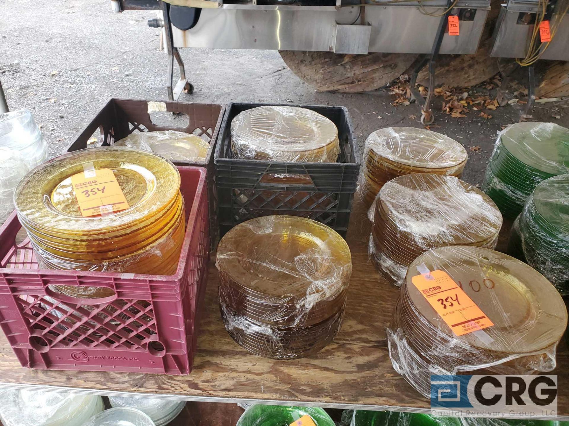 Lot of Yellow glass plates including (140) 10 1/2 inch plates and (90) 8 inch plates - Image 2 of 3