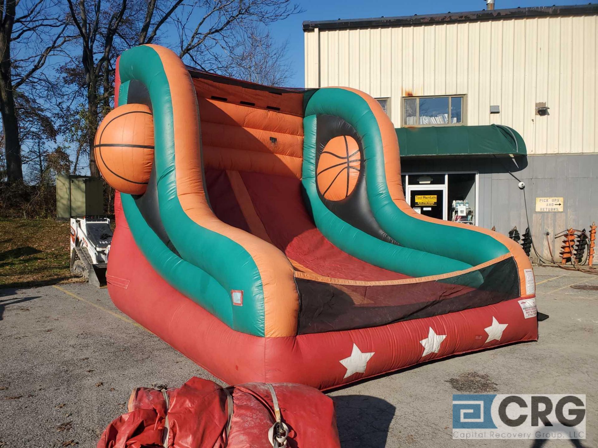 Basketball inflatable bounce house with blower - Image 2 of 3