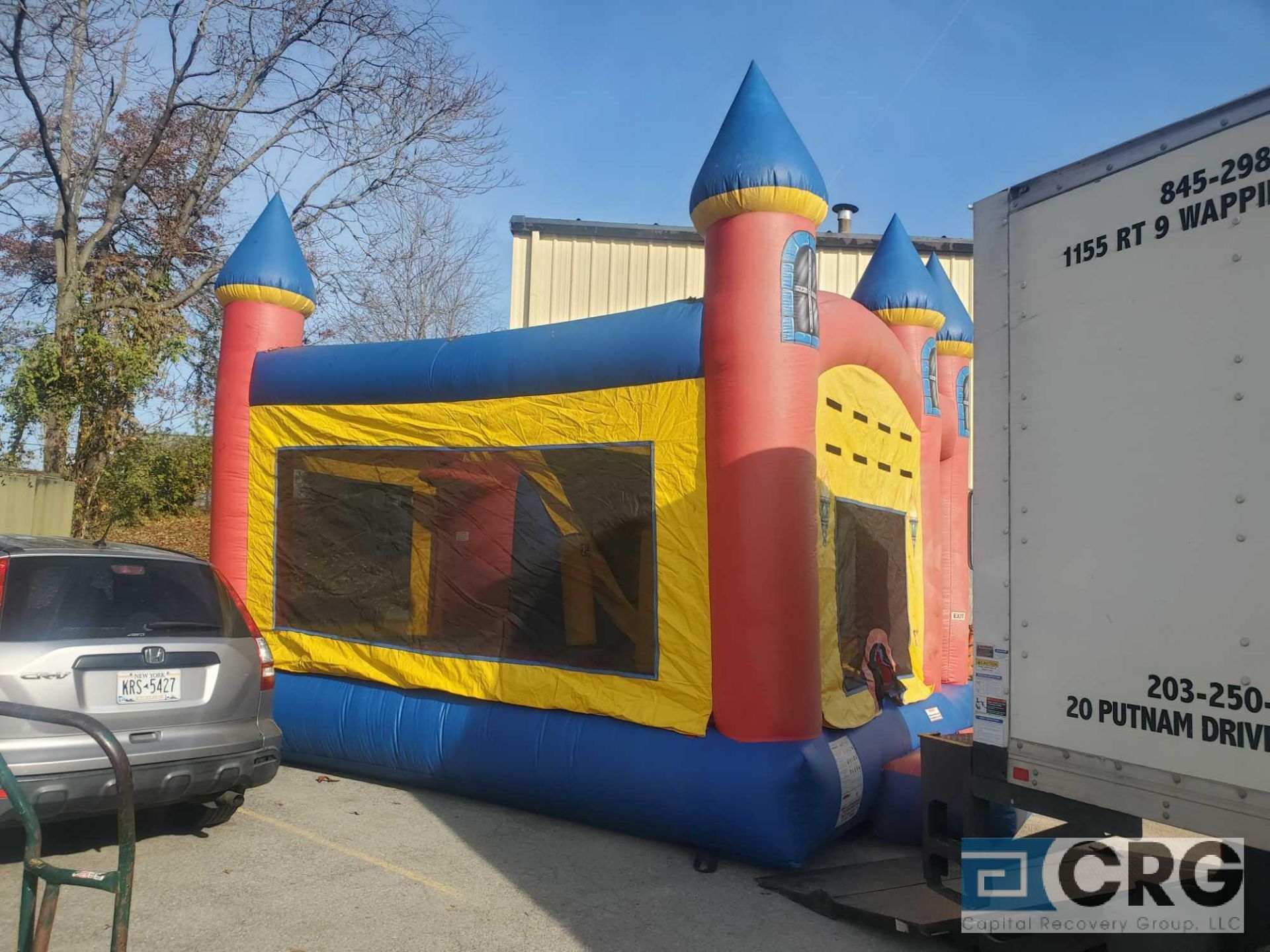 5 in 1 inflatable castle with blower - Image 3 of 4