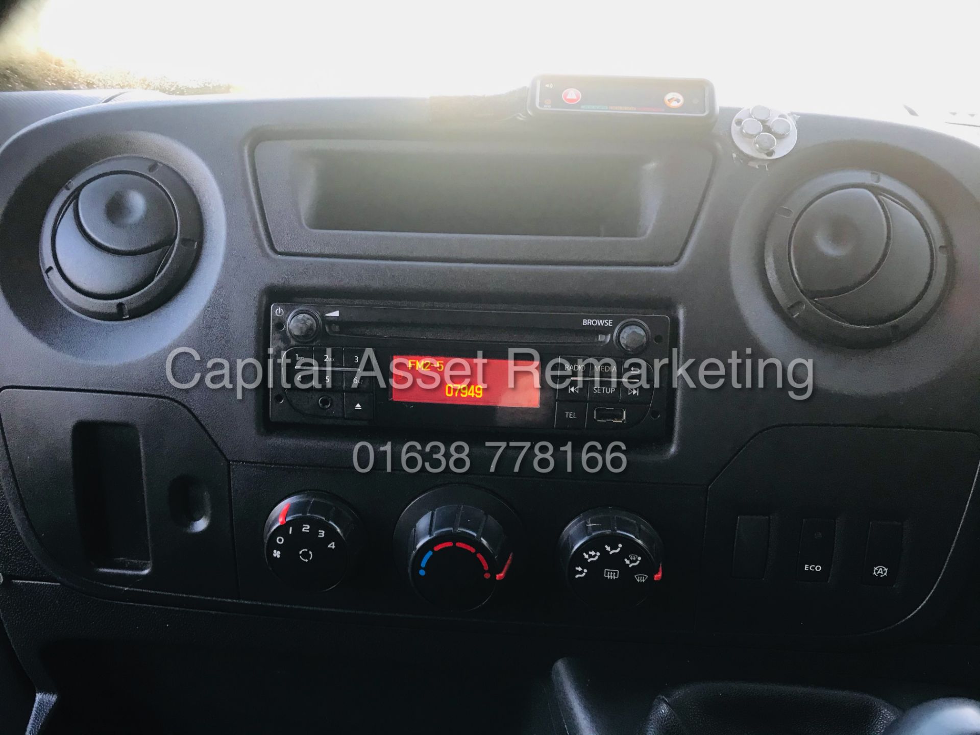 (ON SALE) RENAULT MASTER 2.3DCI "165BHP" BUSINESS ENERGY(2016 MODEL)1 OWNER 3500KG TWIN WHEELS - Image 13 of 15