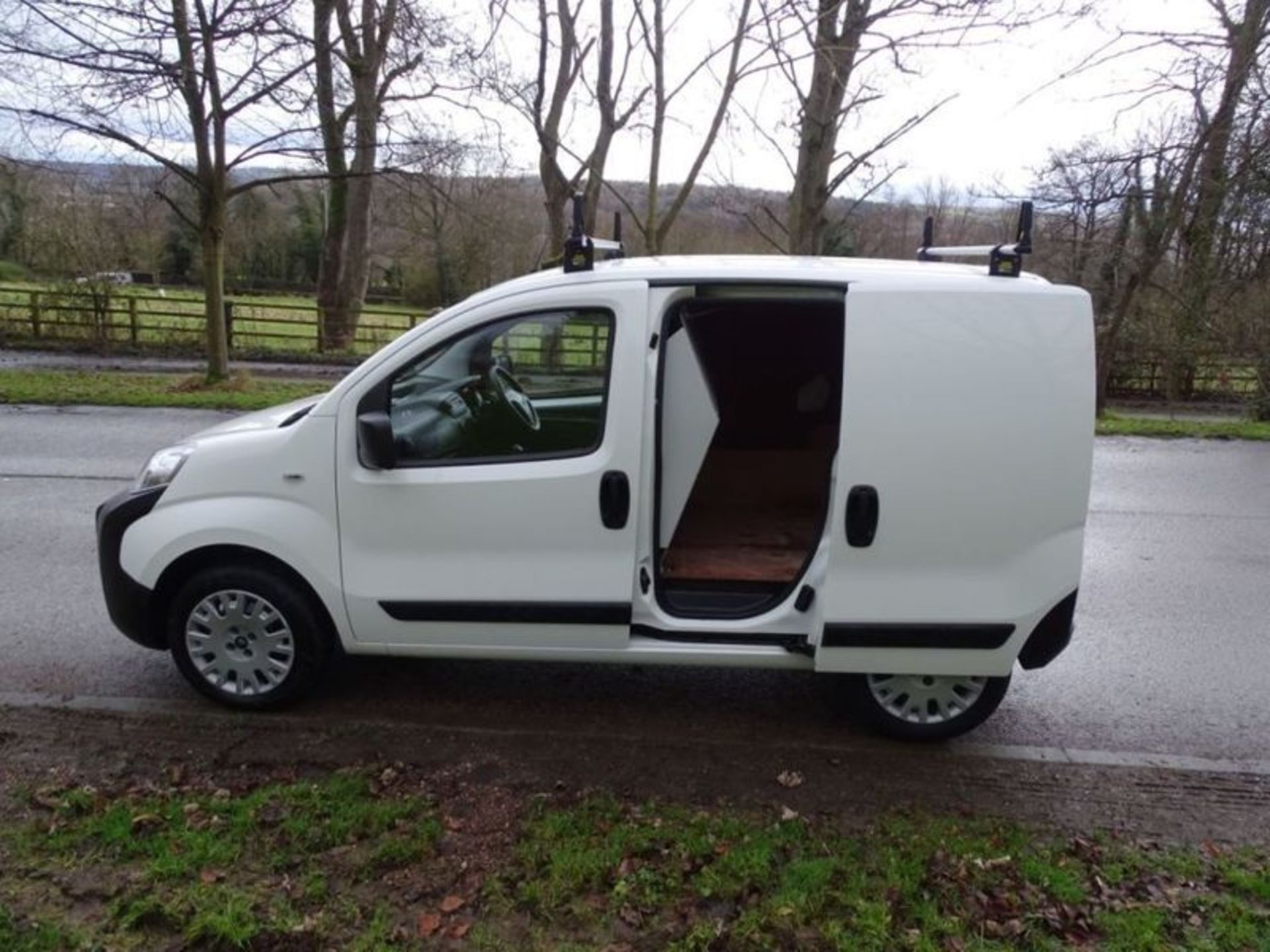 (ON SALE) CITROEN NEMO 660 X 1.2HDI VAN - 15 REG - ELEC PACK - SLD - - LOOK!!! - Image 2 of 3