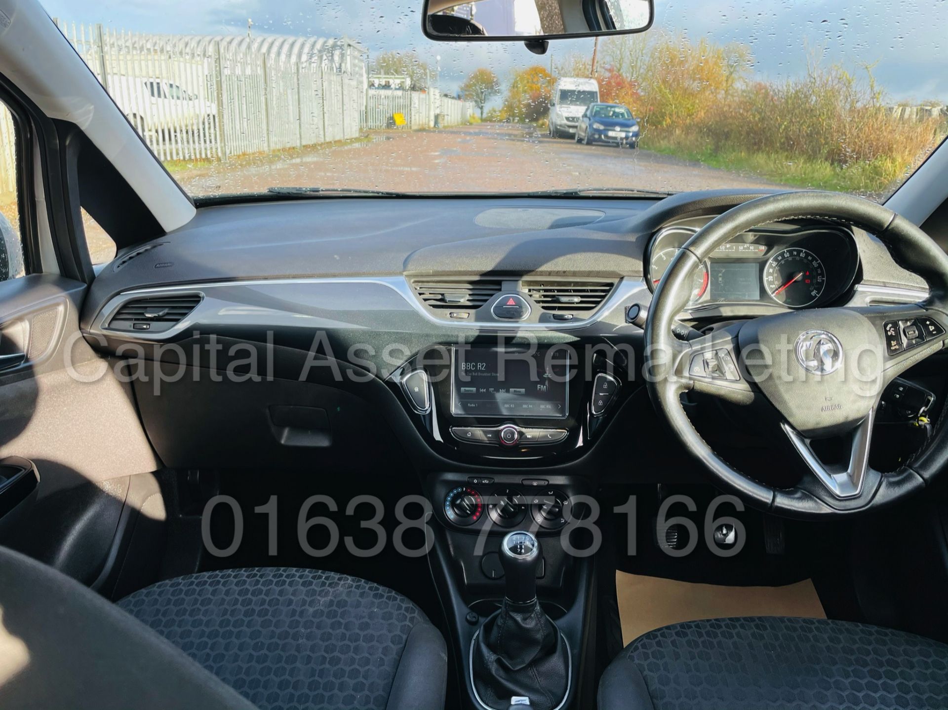 (On Sale) VAUXHALL CORSA *DESIGN EDITION* 5 DOOR HATCHBACK (2018) 1.4 PETROL - 60 MPG+ (1 OWNER) - Image 32 of 49