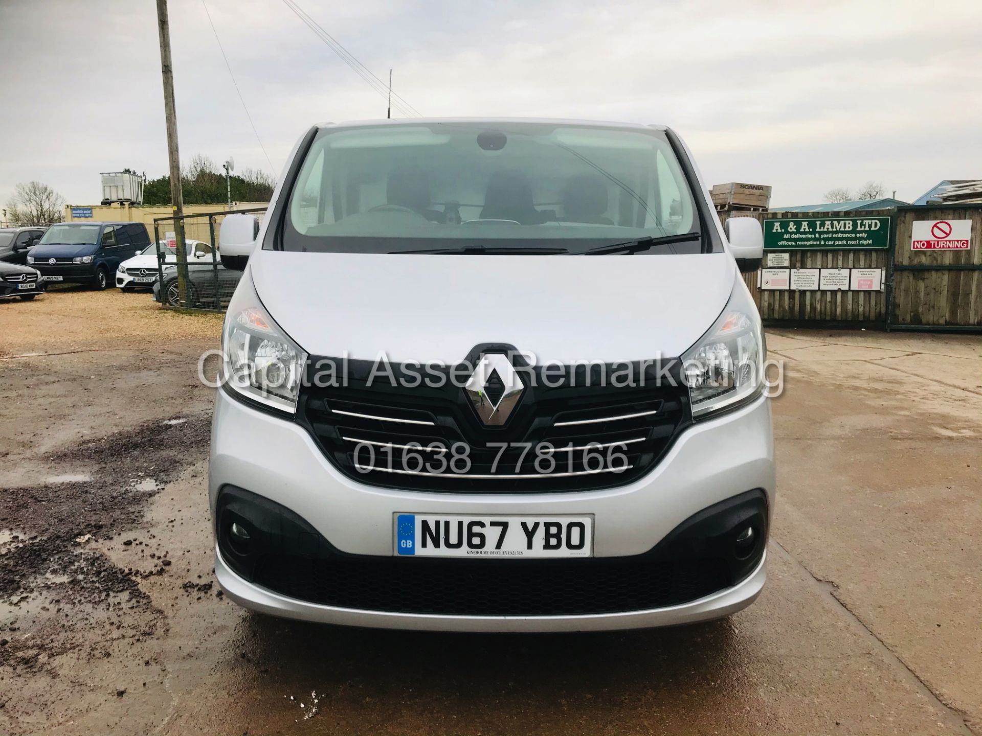 ON SALE RENAULT TRAFIC 1.6DCI "SPORT VAN" 2018 MODEL - SAT NAV -AIR CON- SILVER -ALLOYS - LOW MILES - Image 4 of 24