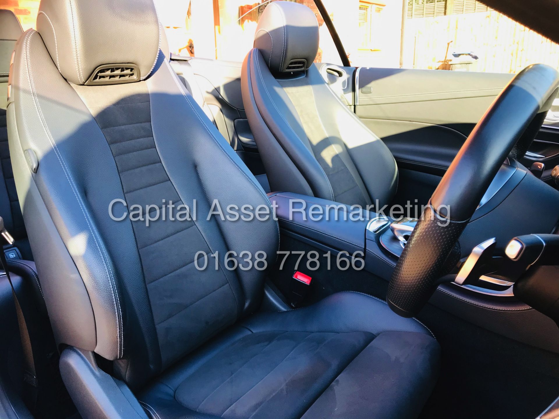 (ON SALE) MERCEDES E220d "AMG-LINE / PREMIUM" 9G CABRIOLET (19 REG) COMAND - AIR SCARF - 360 CAMERA - Image 23 of 51